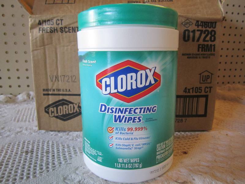 Case of 4 Clorox Disinfecting Wipes...