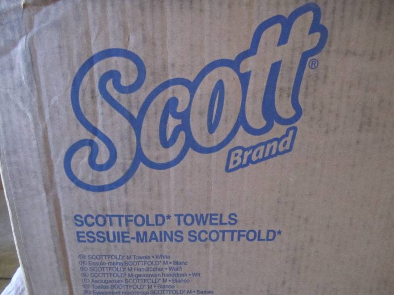 Case of 4375 Scott Fold Towels 25 p...