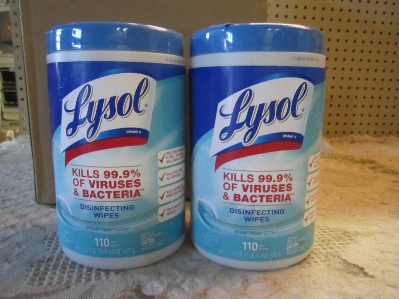 Lot of 4 Lysol Disinfecting Wipes 1...