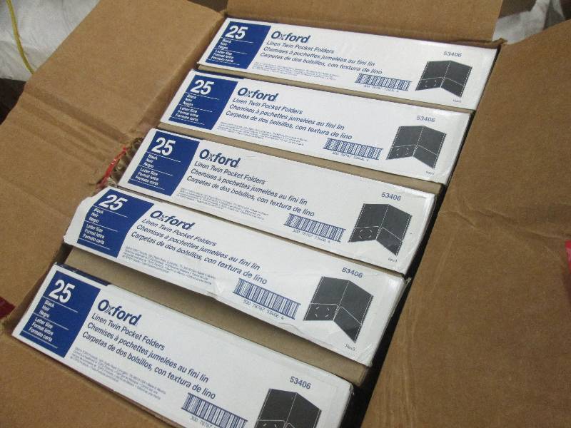 Case of 5 Boxes of 25 Oxford Linen ...