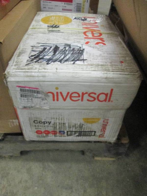 Case of Universal Copy Paper 20 lb ...
