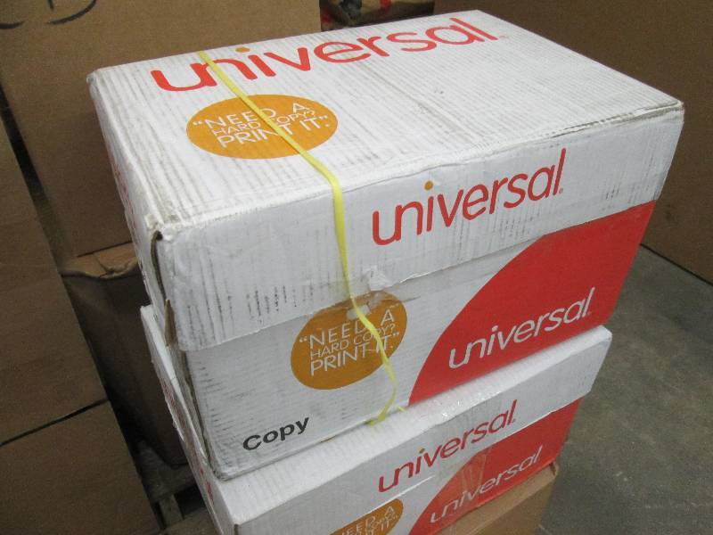 Case of Universal Copy Paper 20 lb ...