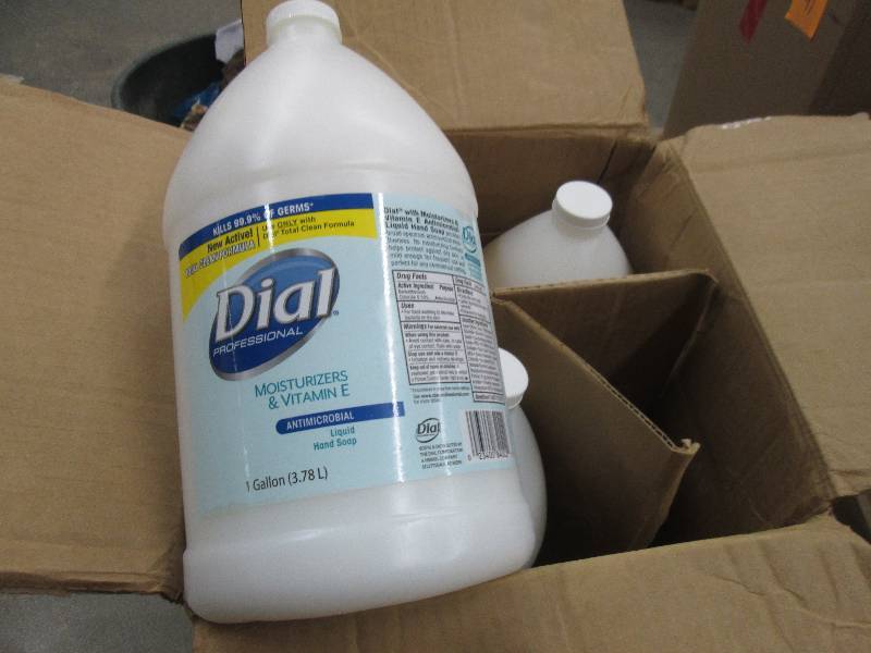 Lot of 4 Gallons Dial Professional ...