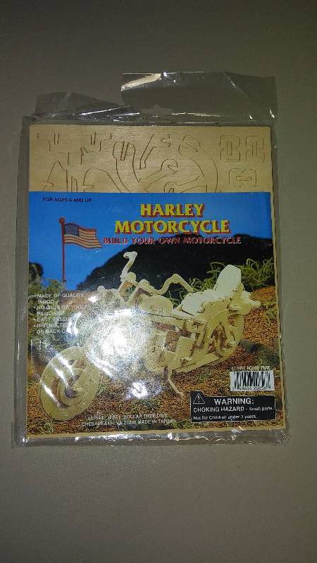 Harley Scale Models & Build Your Own Wood Motorcycle