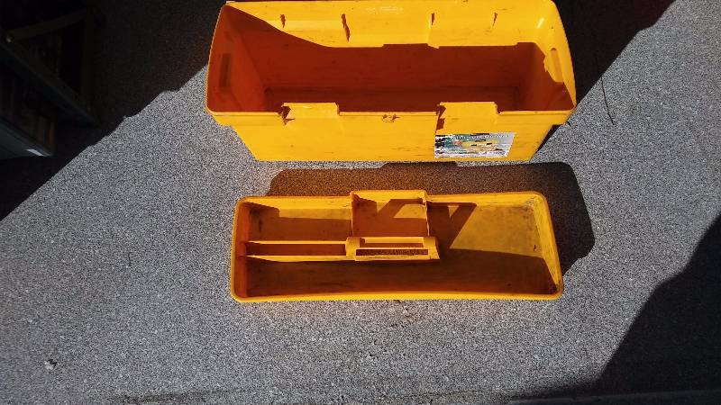 Contigo Tool Box