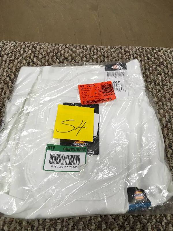 lot 54 image: Dickies Painters Pants 36 x 34 - Open Box