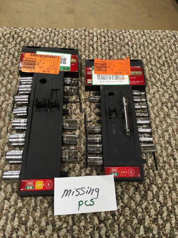 lot 64 image: Husky 14 in. Drive SAEMetric Standard Socket Set & Husky 38 in. SAEMetric Standard Socket Set - Open Box missing pcs