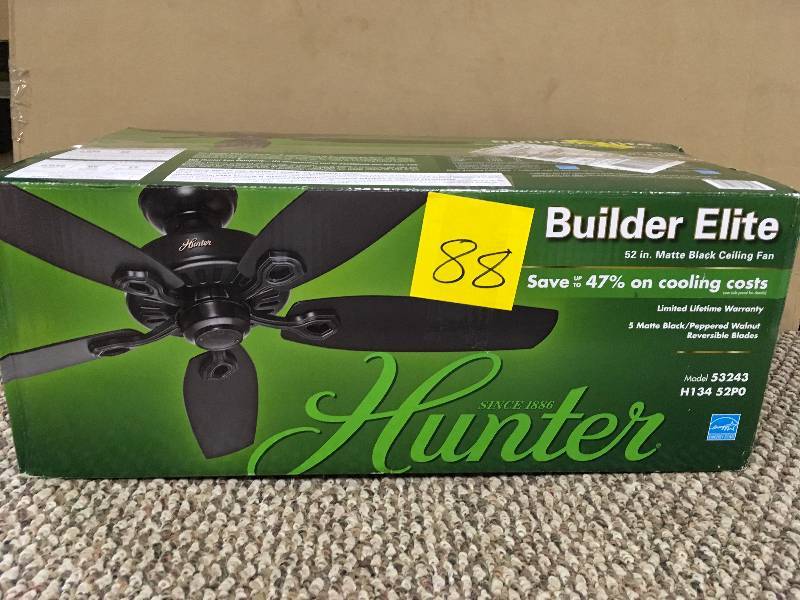 lot 88 image: Hunter Builder Elite 52 in. Matte Black Ceiling Fan - Open Box not used
