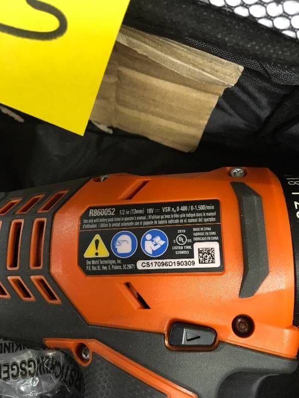 lot 103 image: Ridgid 18-Volt Lithium-ion 12 in. Cordless Compact DrillDriver Kit - Open Box not used
