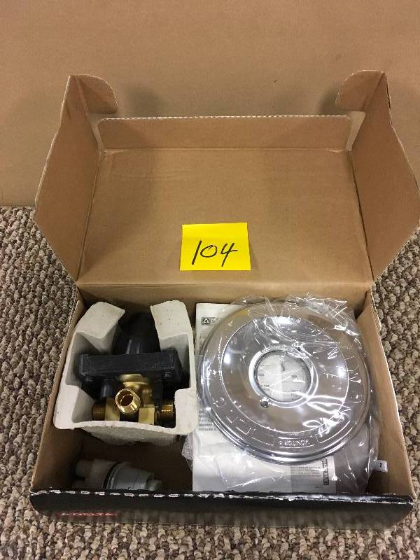 lot 104 image: Delta Faucet 144996 Faucet Tub and Shower 1 Handle Chrome - Open Box not used