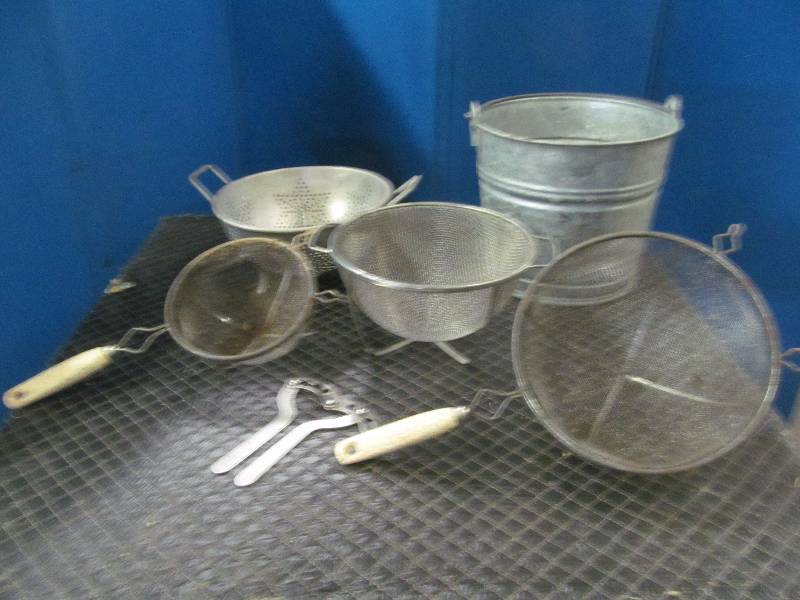 lot 17 image: vintage strainer, jar opener, pail