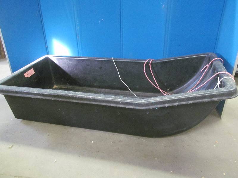 lot 44 image: Otter sled