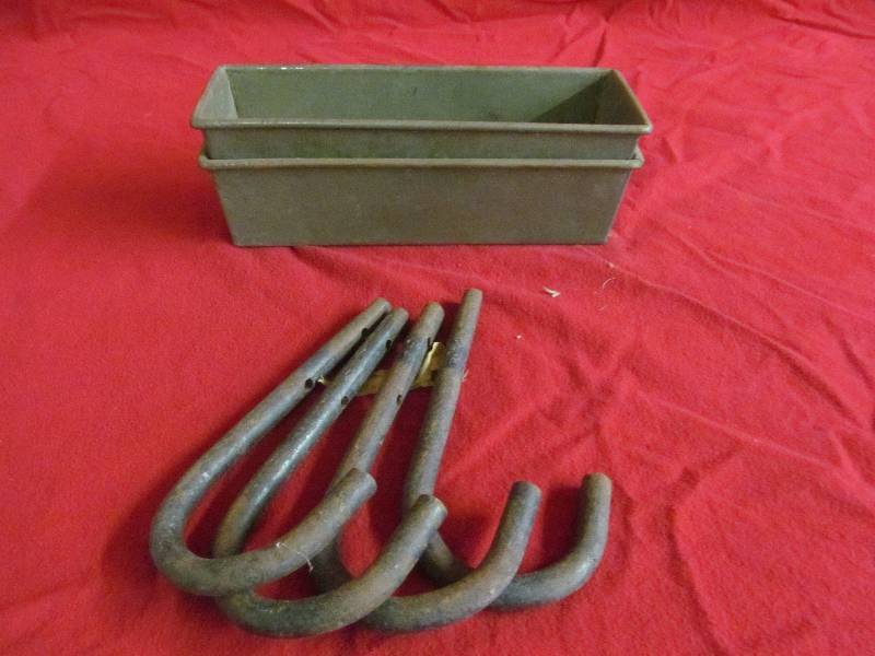 lot 58 image: metal trays