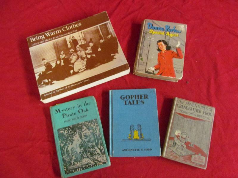 lot 96 image: books