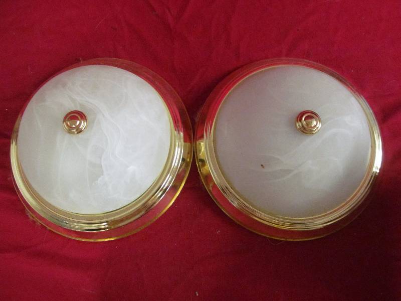 lot 202 image: ceiling lights