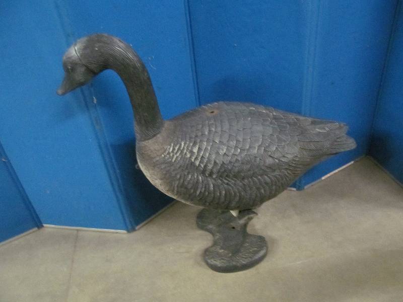 lot 222 image: goose decoy