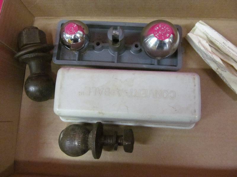 lot 272 image: hitch balls