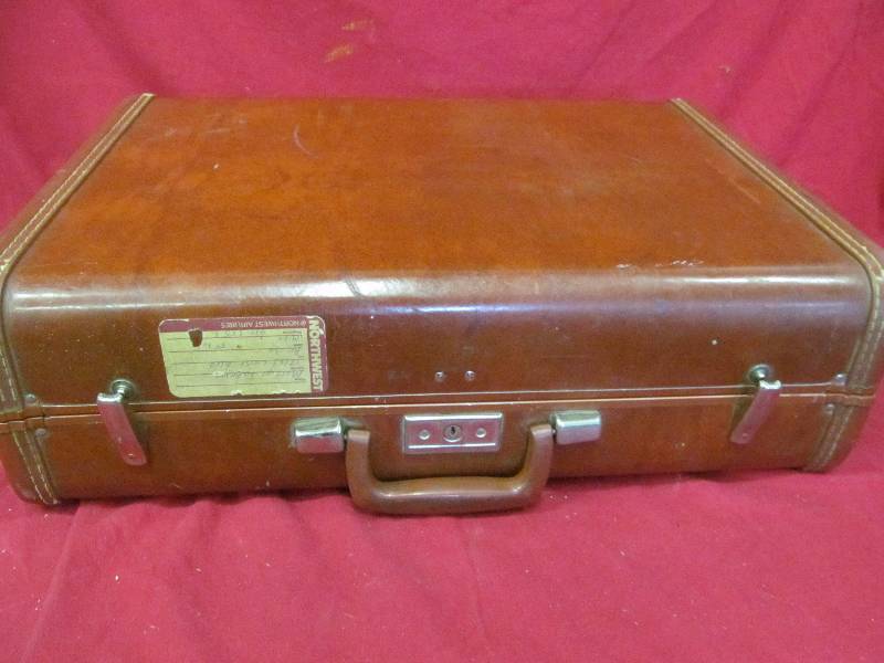 vintage royal traveler suitcase