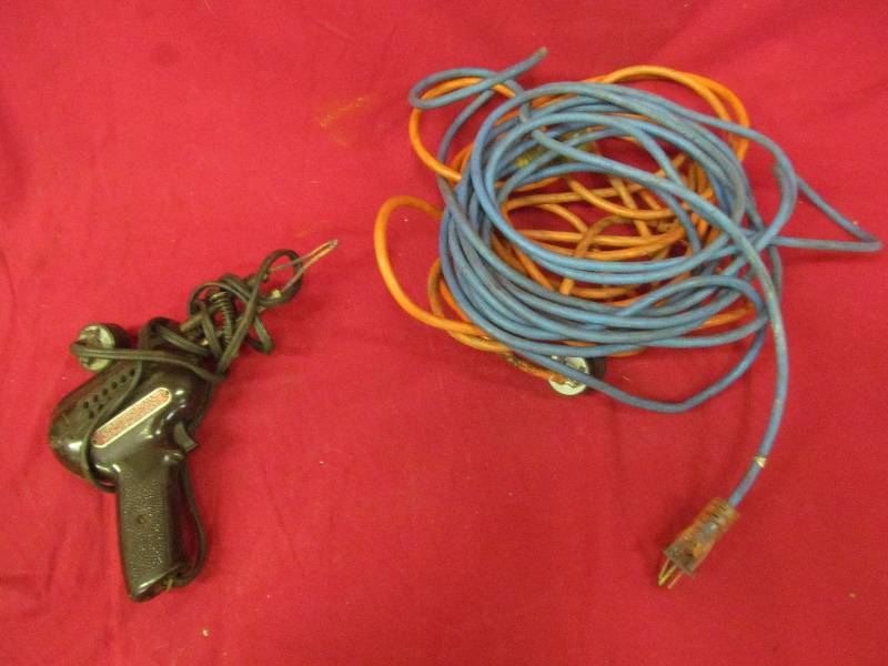 lot 325 image: tools