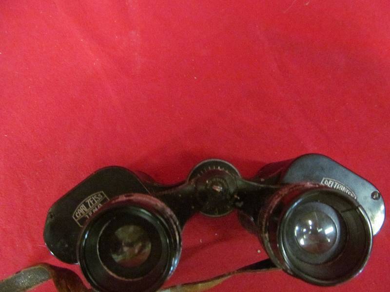 lot 333 image: Vintage Carl Zeiss Jena Binoculars