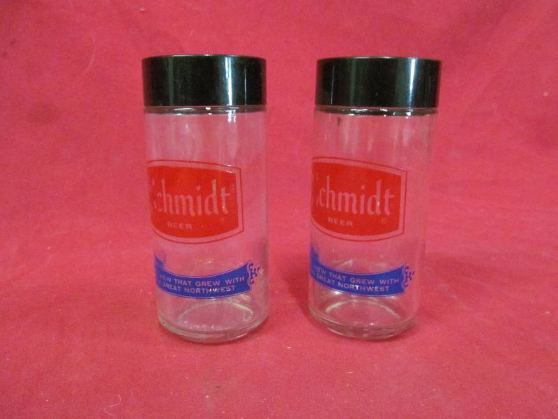 lot 334 image: Schmidt beer shaker set