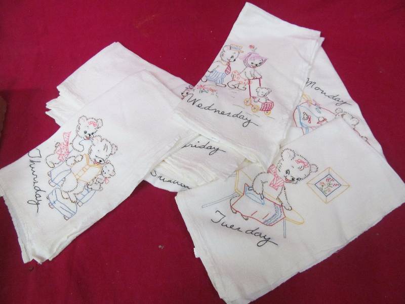 lot 338 image: dish towels