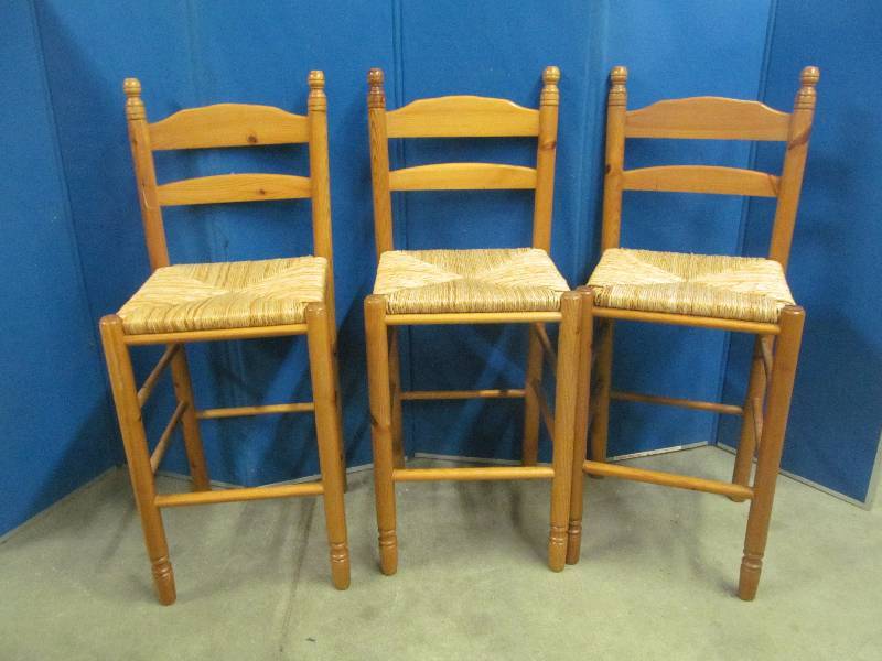 lot 354 image: chairs