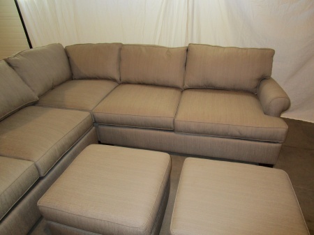 lot 2 image: Sofa Set