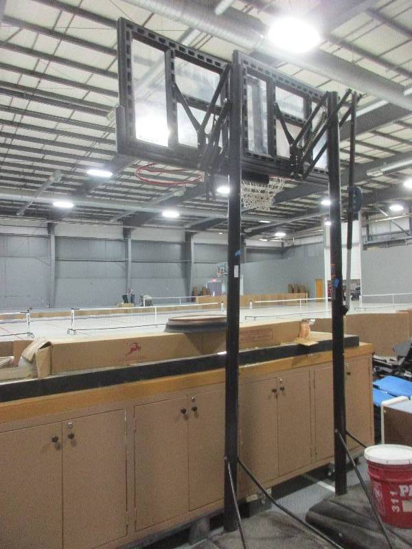 lot 11 image: Basketball Hoop