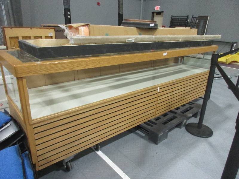 lot 46 image: Glass Display case