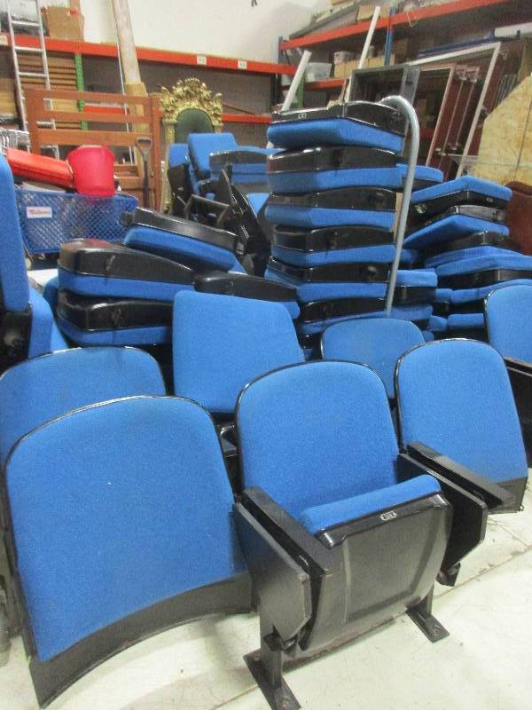 lot 42 image: Theater Seating