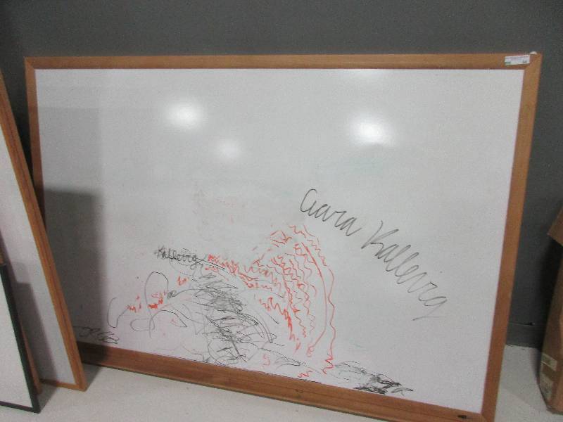 lot 84 image: Whiteboards