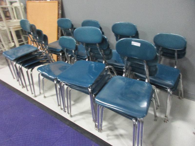 lot 114 image: Chairs