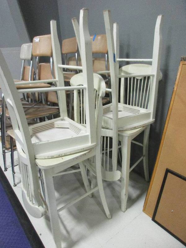 lot 116 image: Stools