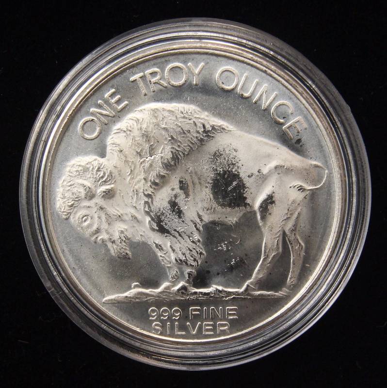 1 TROY OZ. .999 FINE SILVER INDIAN BUFFALO ROUND IN AIRTITE
