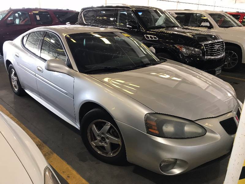 lot 1 image: 2004 Pontiac Grand Prix GT