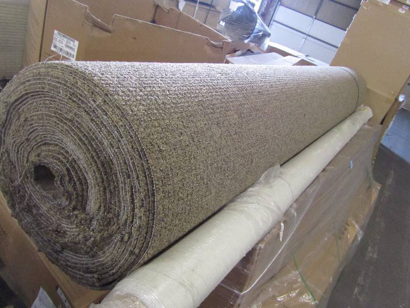 lot 12 image: 12 Cannon Beach - Bronze Carpet Roll