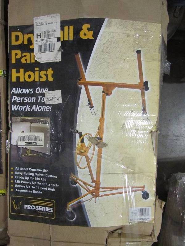 lot 33 image: Pro Advantage Equipment Drywall Panel Hoist