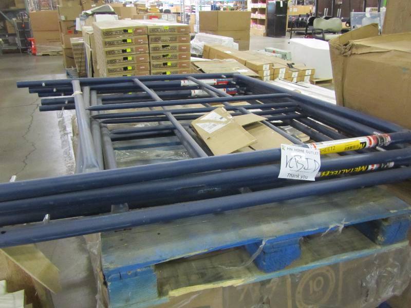 lot 59 image: MetalTech 42 in. Wall Bracket MetalTech 5 ft. x 5 ft. Blue Standard Mason Scaffold Frame