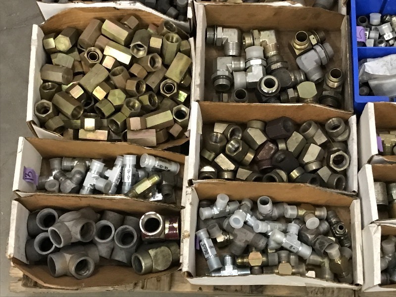 lot 30 image: Huge Lot Of Hydraulic Fittings