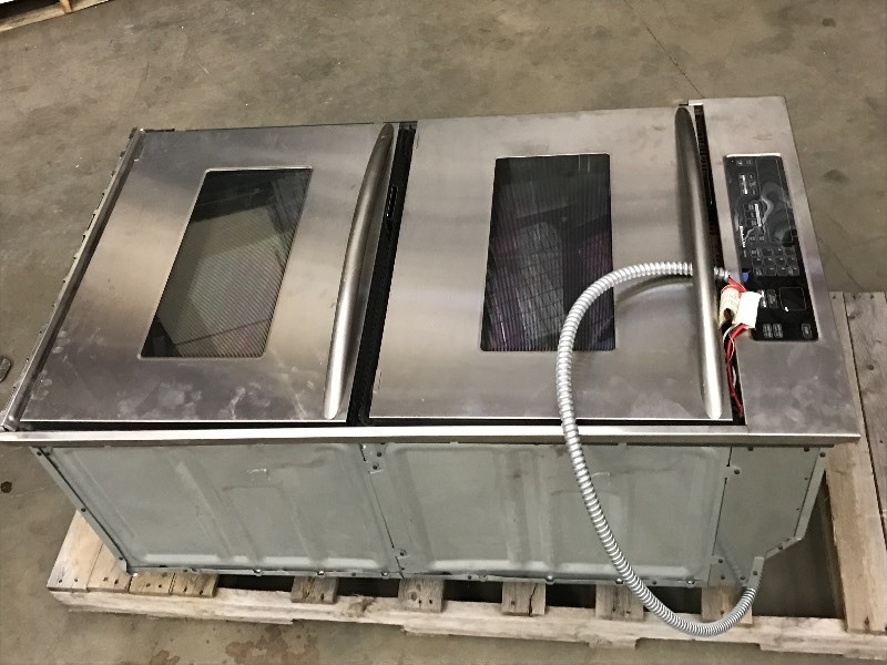 lot 22 image: KitchenAid Double Oven