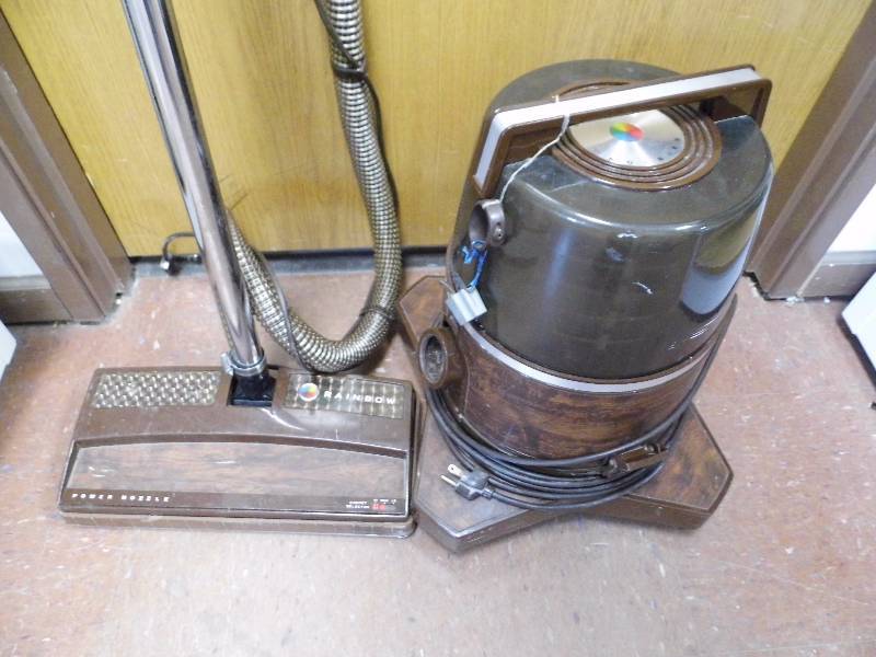 lot 48 image: Rainbow Vacuum