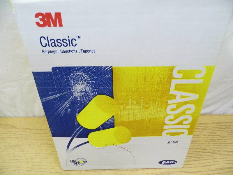 lot 87 image: New Box Ear Protection