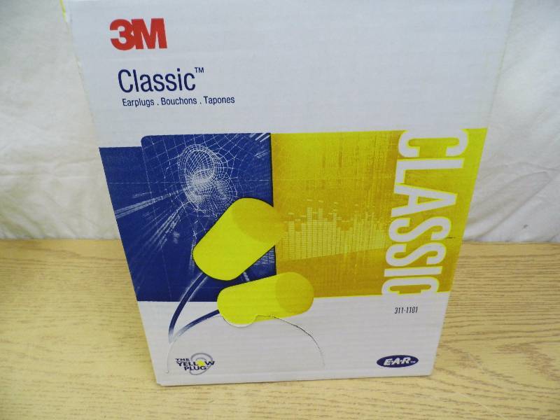 lot 89 image: New Box Ear Protection