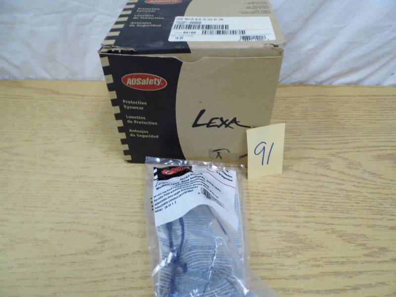 lot 91 image: 10 New Eye Protection Glasses