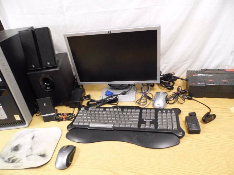 lot 110 image: Compaq Computer