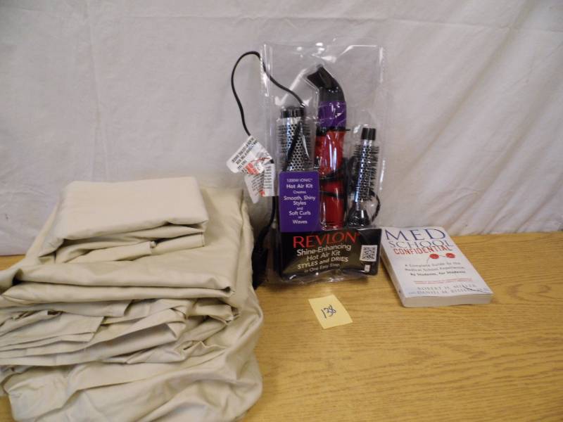 lot 138 image: Store Return - Sheets - Book - Styler