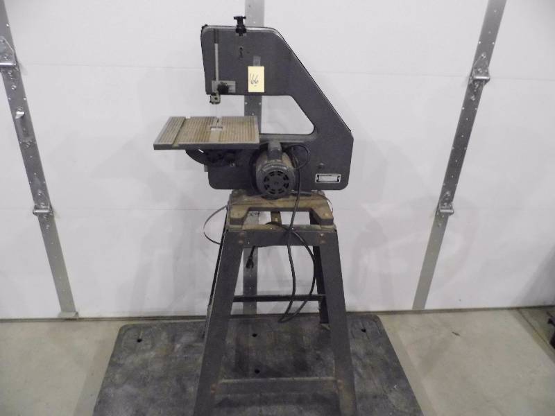 lot 166 image: Craftsman 10 Band Saw