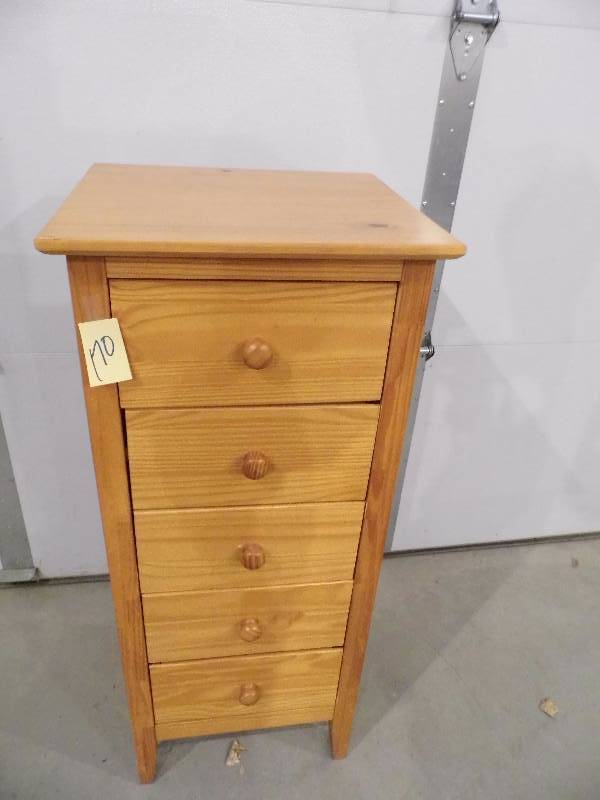 lot 170 image: 5 Drawer Chest