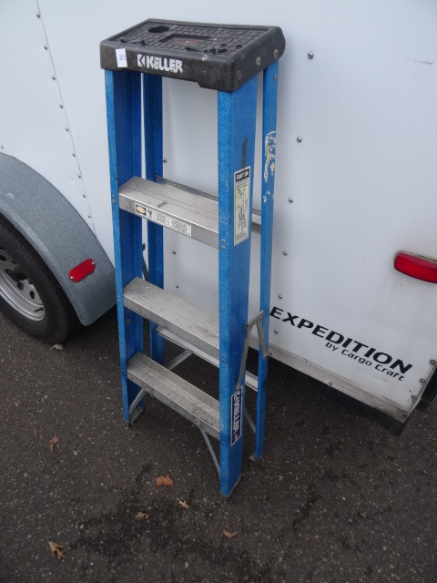 Keller 4 ft. Step Ladder